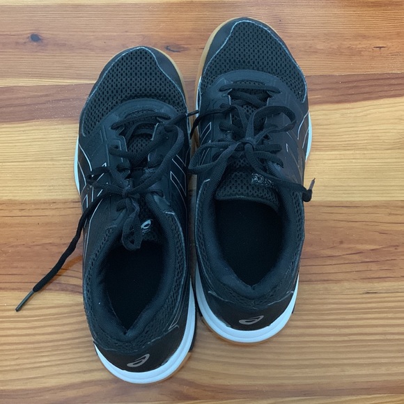 asics volleyball shoes - Picture 2 of 5